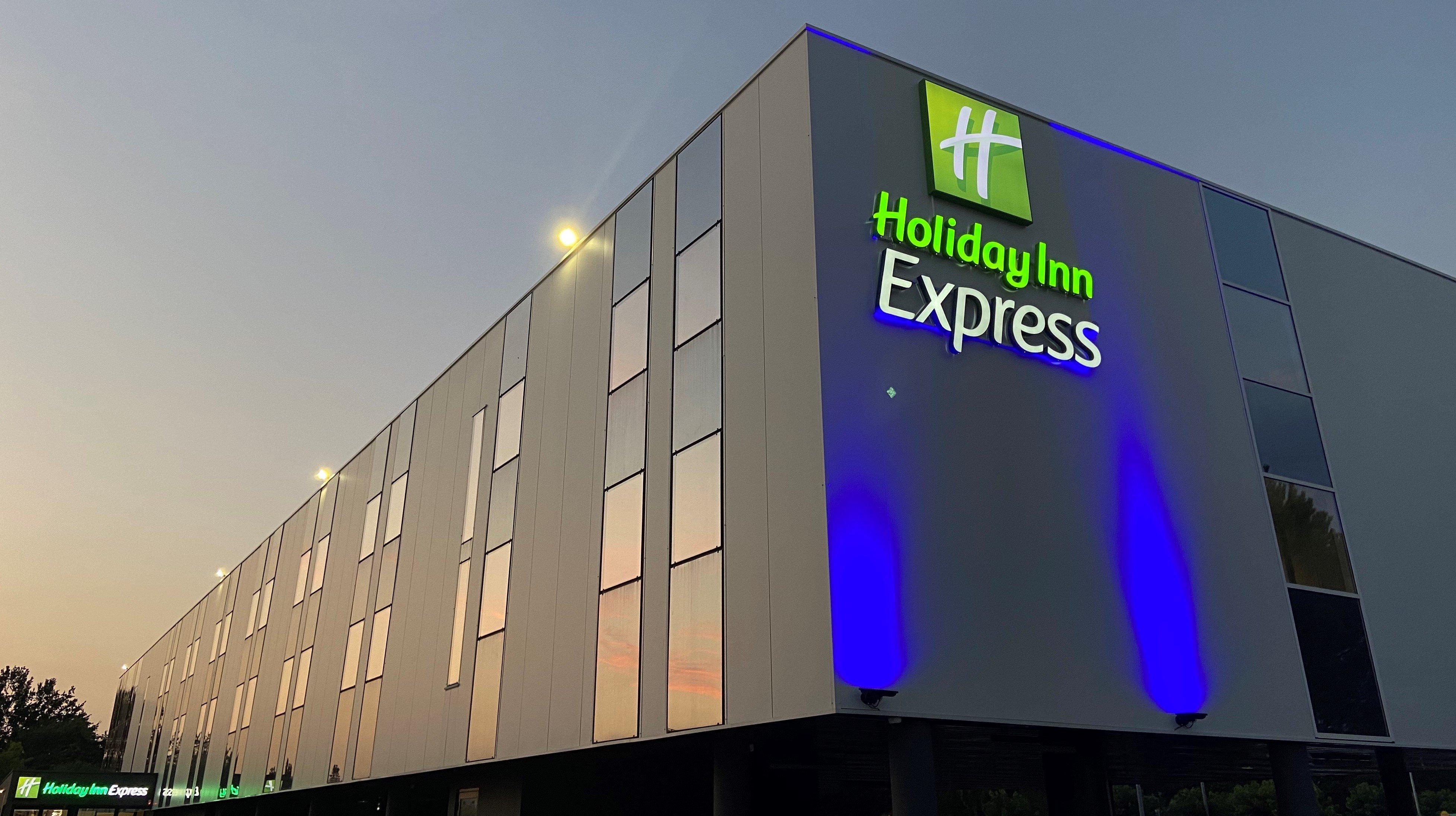 Holiday Inn Express - Arcachon - La Teste, An Ihg Hotel Екстериор снимка